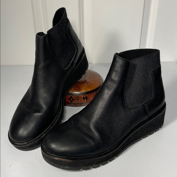 Eileen Fisher Chelsea Wedge Washed Leather Bootie Sz 11 Black Wool Elastic Side - Picture 3 of 13